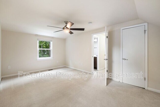 Building Photo - 5256 Sudberry Ln