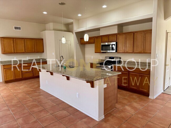 Building Photo - Barkley Ranch Corner Lot Home with 3 Car G...