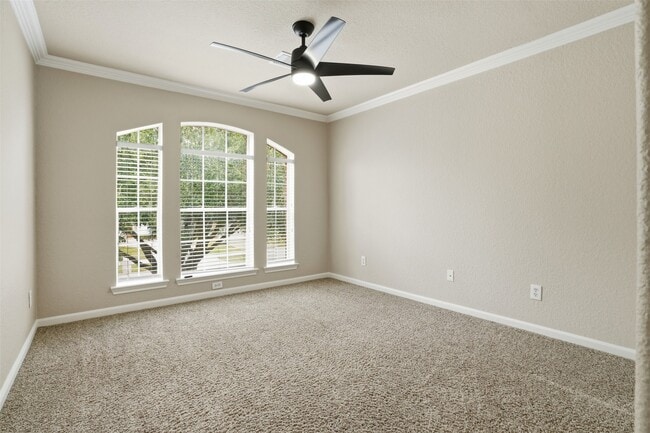 Building Photo - 10358 Grandbrook Dr