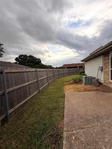 Building Photo - 1238 Richland Oaks Dr