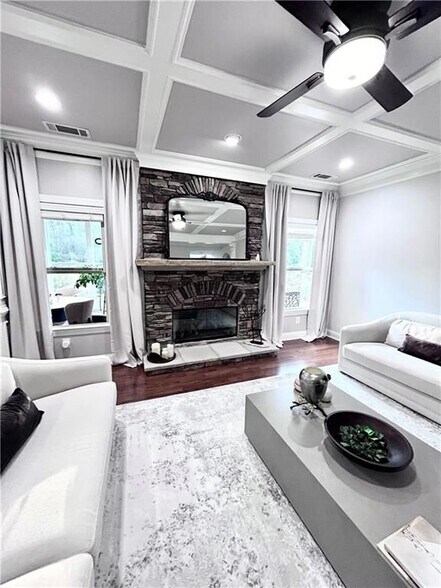 Building Photo - 1341 Chaplains View