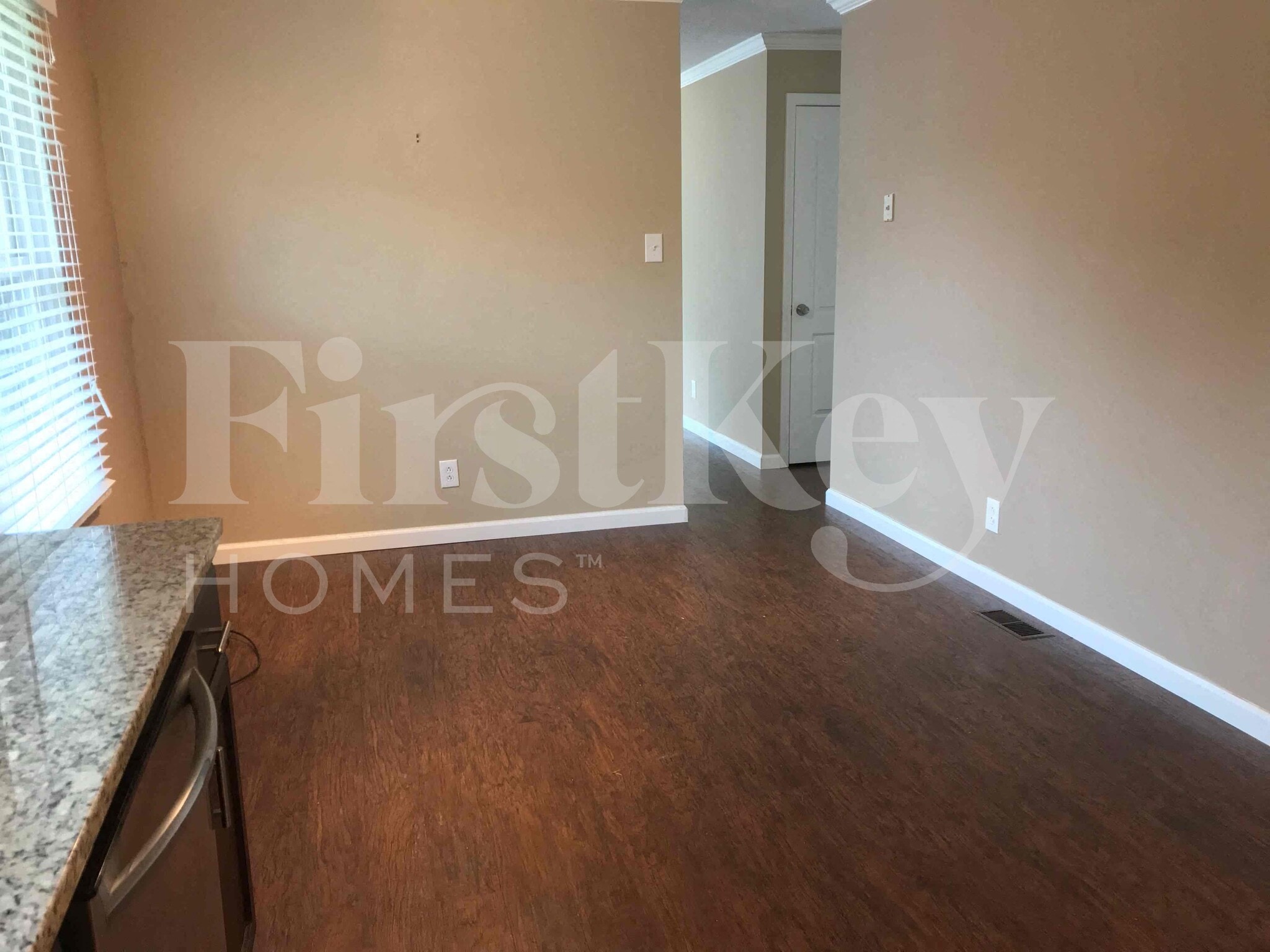 Building Photo - 6380 El Serrano Dr