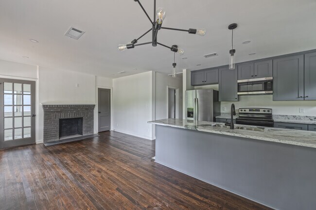 Building Photo - 1080 Ollie Cir NW