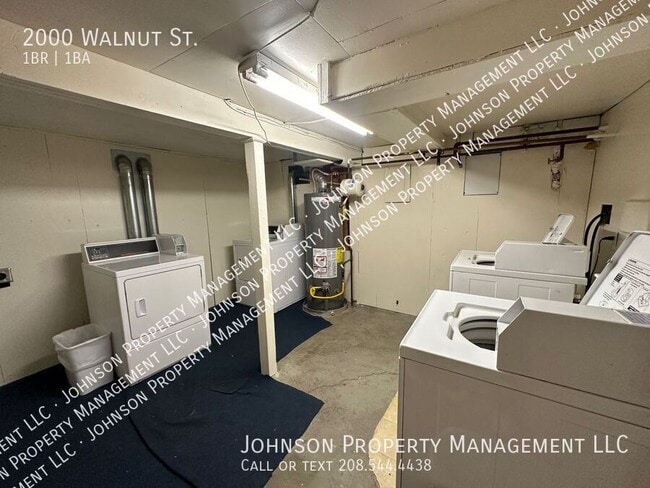 Building Photo - 2000 Walnut St