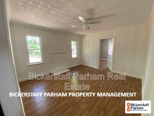 Building Photo - 4163 Swann St