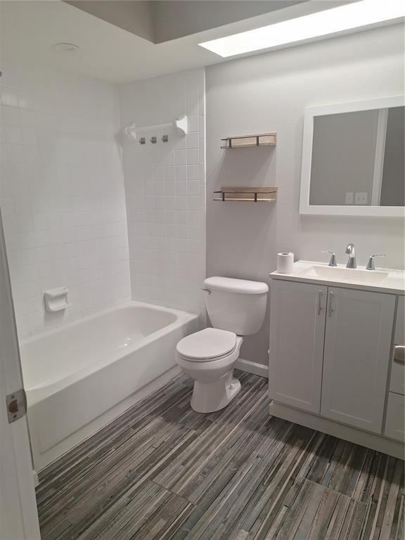 Building Photo - 3583 Whispering Oaks Ln