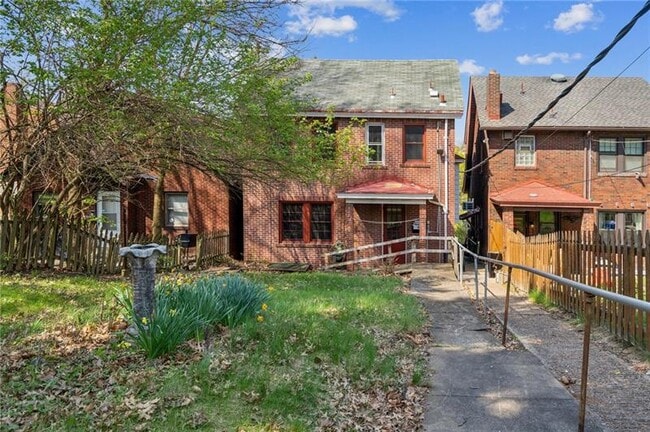 Building Photo - 3482 Beechwood Blvd
