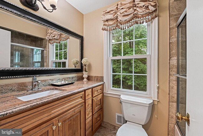 Building Photo - 9760 Hatmark Ct