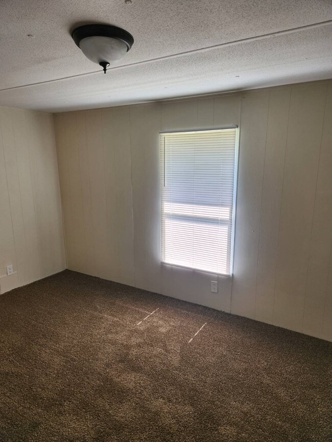 Building Photo - 134 Grace Park Ln