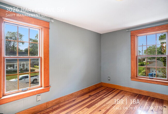 Building Photo - 3026 Harvest Ave SW