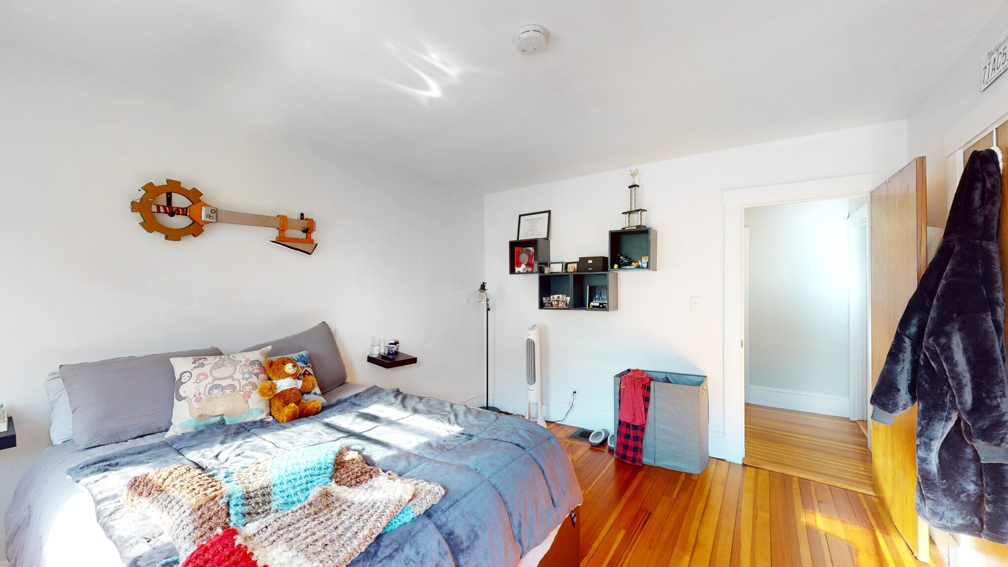 Building Photo - 70 Hudson St