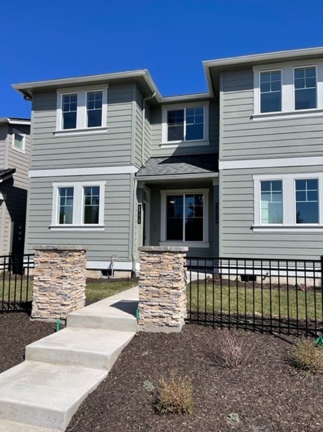 Building Photo - 3070 NE Terreo Pl