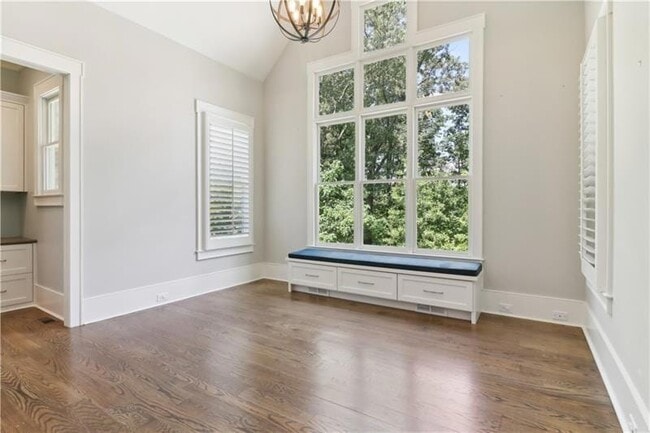 Building Photo - 211 Mount Vernon Hwy