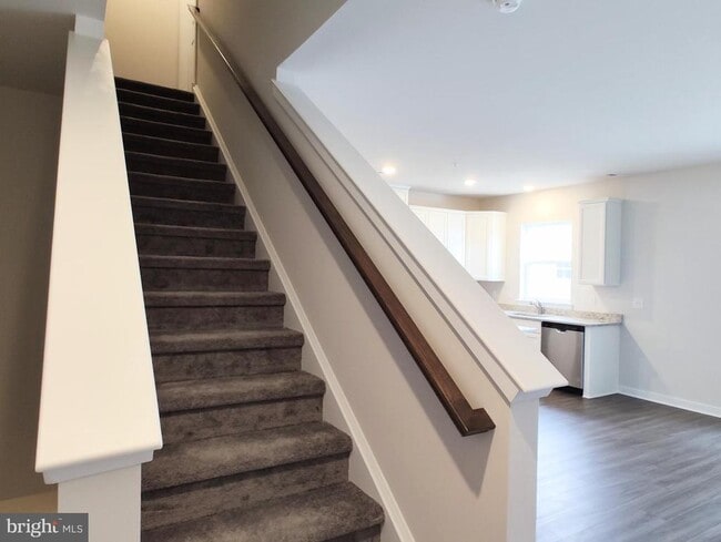 Building Photo - 3 Wafer Aly