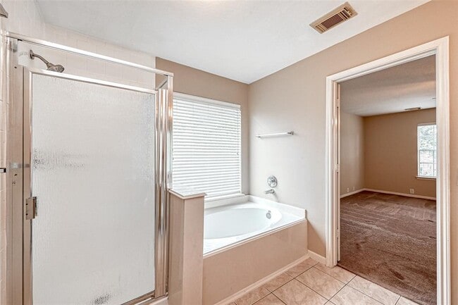 Building Photo - 11918 Solon Springs Dr