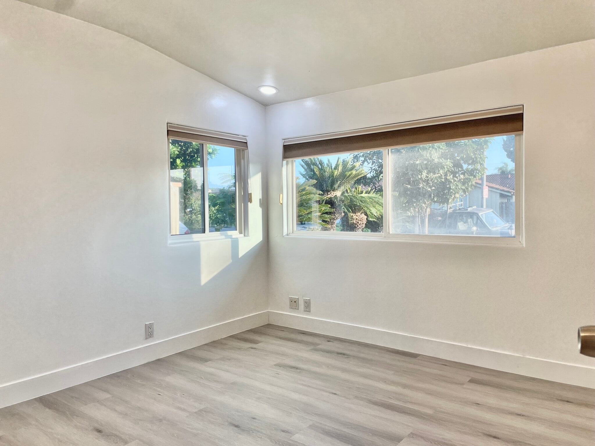 Building Photo - 8781 La Grand Ave