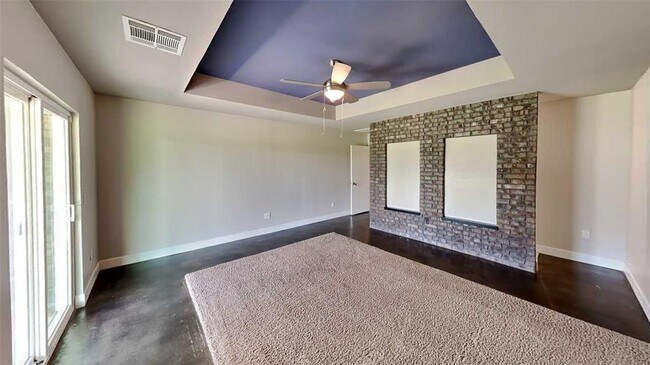 Building Photo - 2433 NW 173rd St