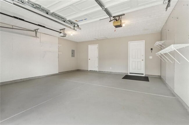 Building Photo - 3325 Berwick Field Dr