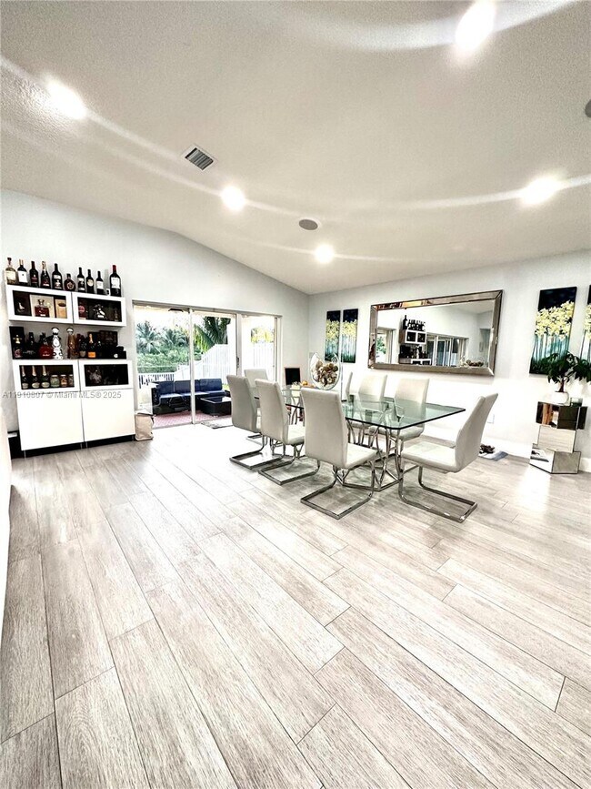 Building Photo - 3501 SW 142nd Ave