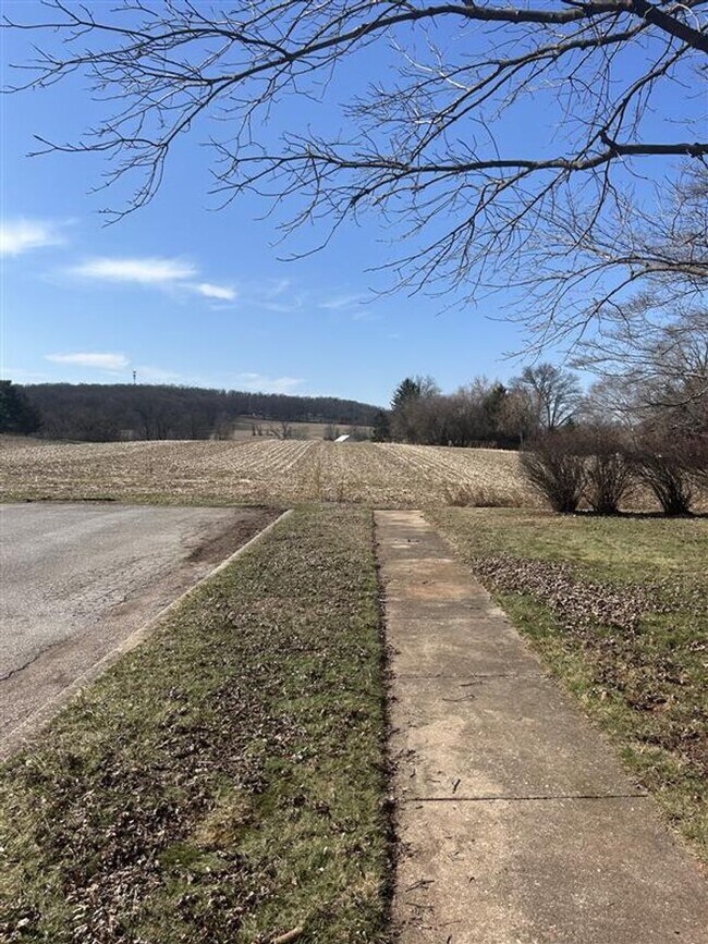 Building Photo - 4 Bedroom home for Rent!! This house is being renovated**