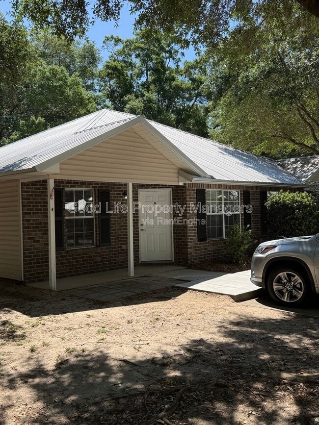 Building Photo - 9980 Bowman Ave