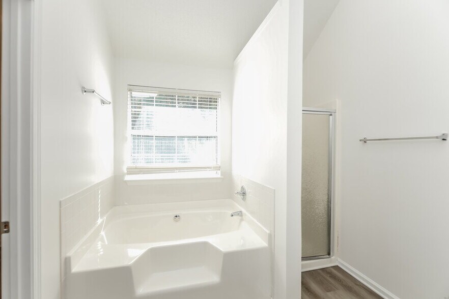 Building Photo - 3383 Waldrop Hills Ct