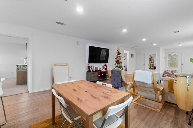 Building Photo - 20846 Masella Rdg Dr