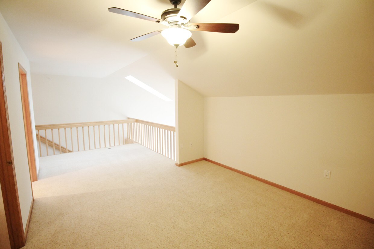 Stone Creek And Shadow Creek Apartments Madison Wi Apartment