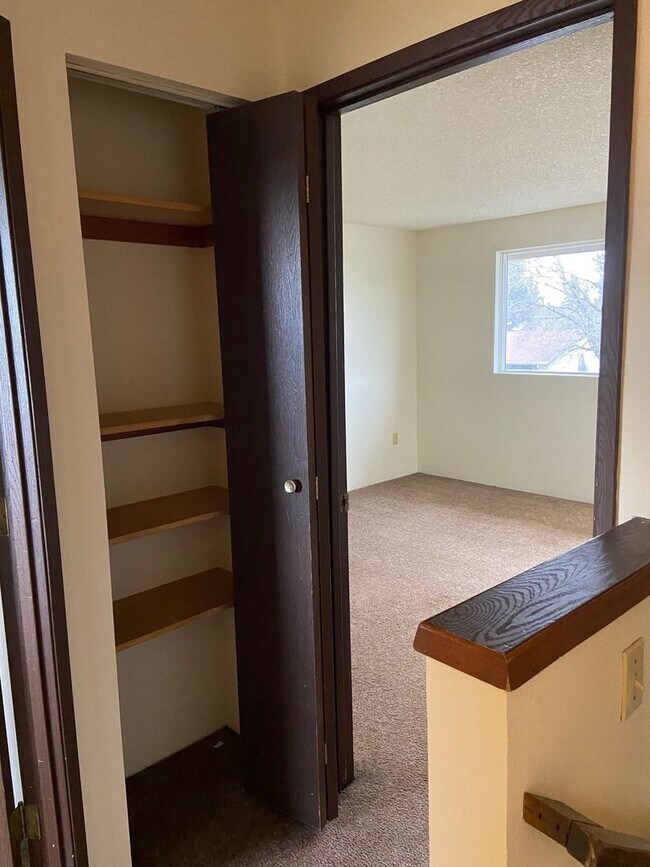 Building Photo - S Street Duplex