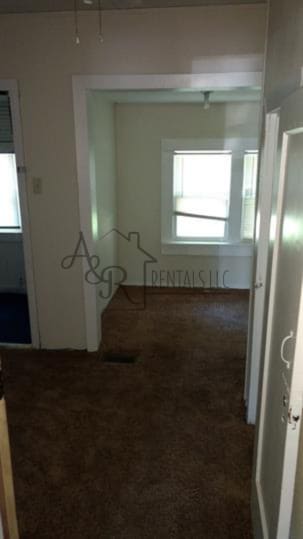 Building Photo - 1304 S Joplin St