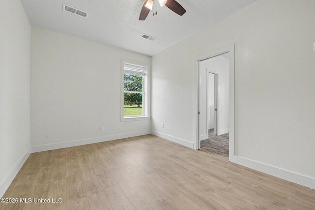 Building Photo - 15216 Shriners Blvd