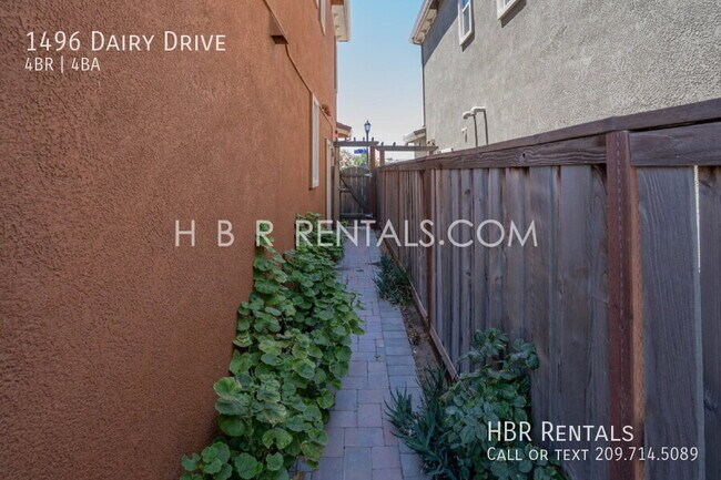 Building Photo - 1496 Dairy Dr