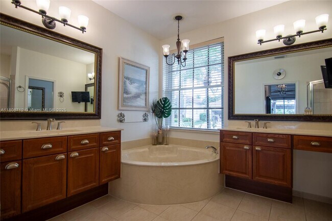 Building Photo - 1714 Victoria Pointe Cir