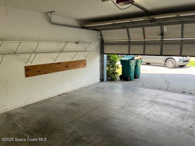 Building Photo - 957 Bimini Ave
