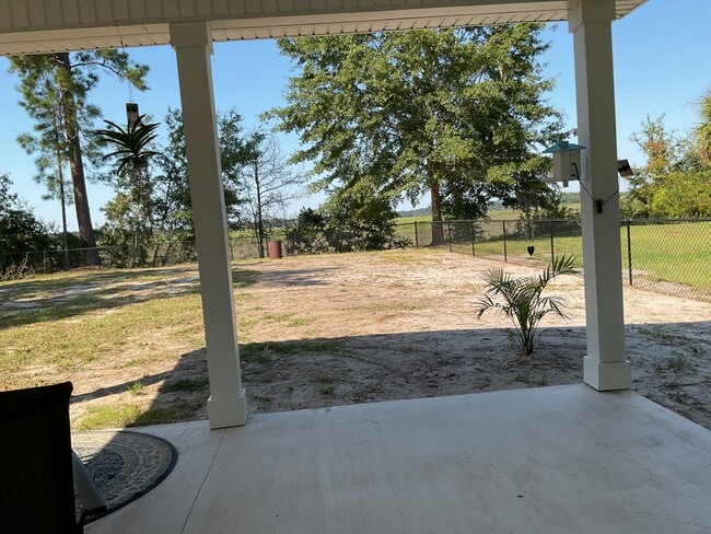 Building Photo - 159 W 1st St