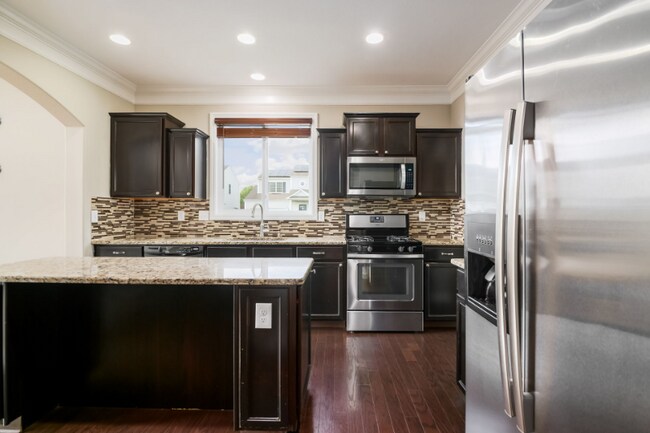 Building Photo - 8865 Sweetshade Dr