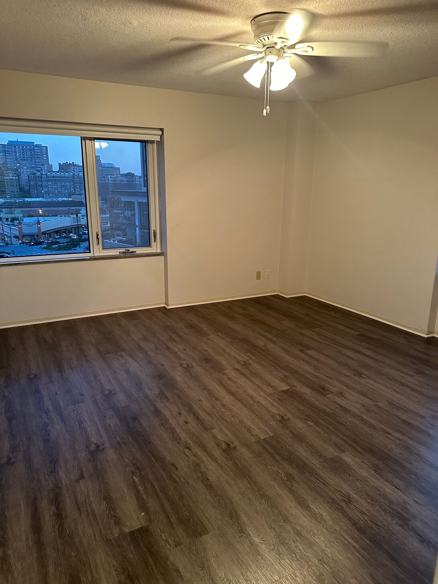 Primary with two plaza facing windows - 4545 Wornall Rd