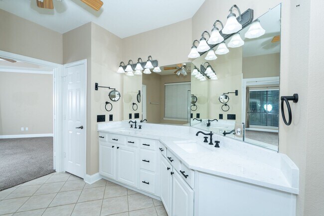 Building Photo - 2551 Brazos Dr