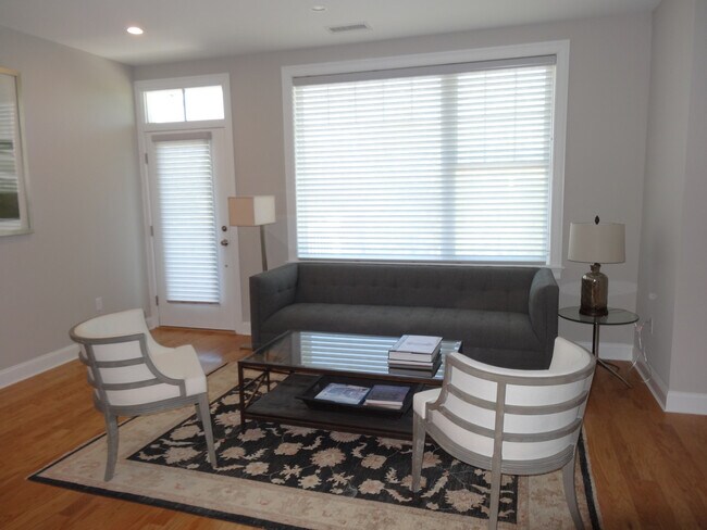 Building Photo - DEERPOINT AT INWOOD CONDOMINIUMS, WOBURN