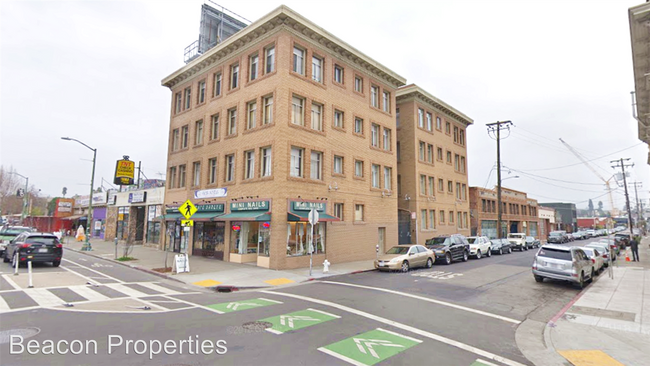 Primary Photo - 498 25th St