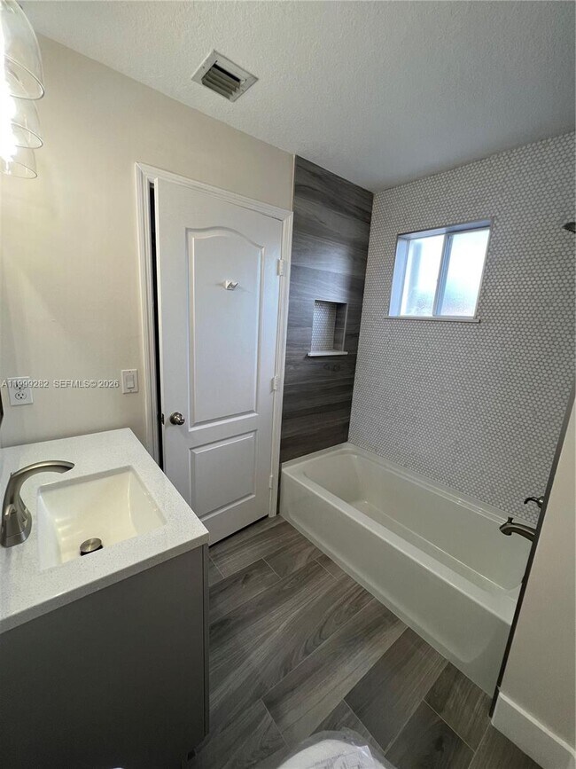 Building Photo - 7319 NW 174th Terrace