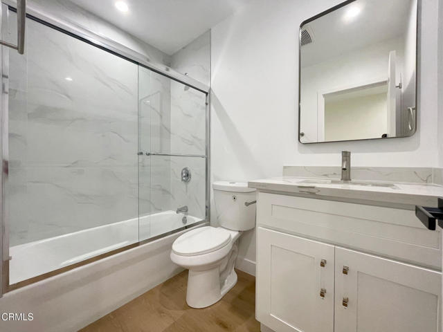 Building Photo - 208 E Surfside Dr
