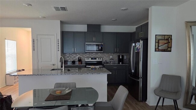 Building Photo - 728 Stoney Pointe Cir