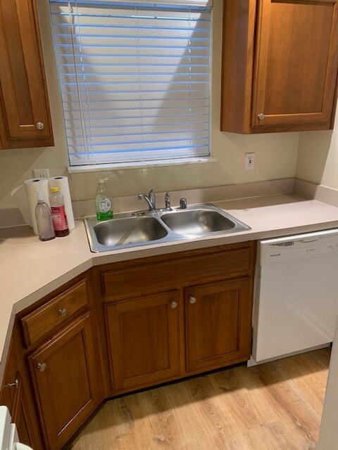 Building Photo - 1146 Northwood Loop