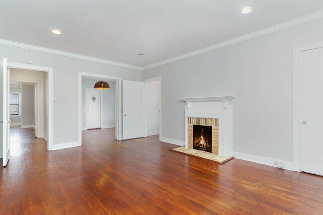 Building Photo - 4008 Herschel Ave