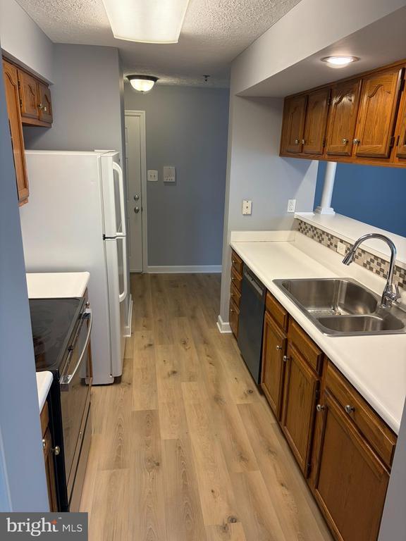 Building Photo - 1401 Sage Ln