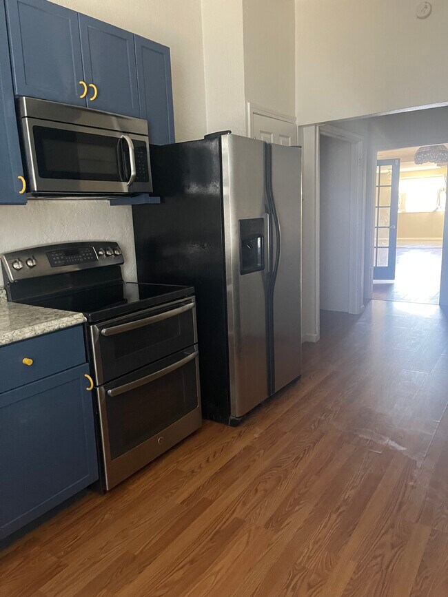 Building Photo - 6644 Gravois Ave