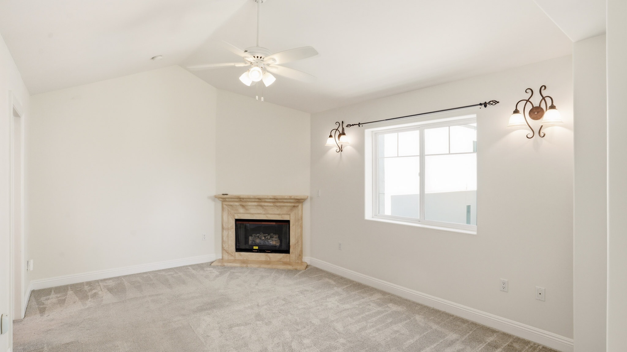 Building Photo - 10752 Hortense St