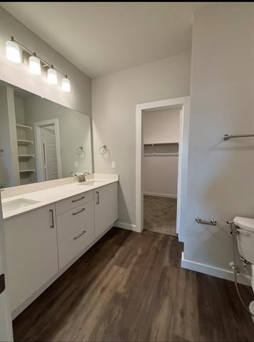 Building Photo - 628 Blackland dr