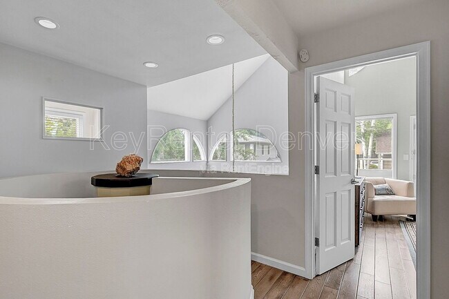Building Photo - 3427 Iris Ct